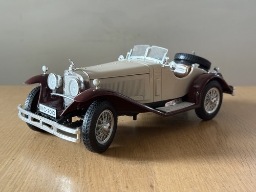 Bburago diecast model - 1:18,