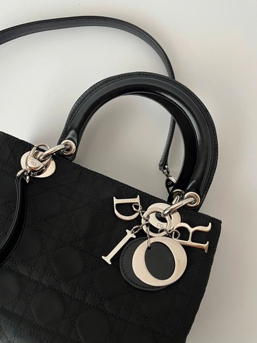 Dior vintage lady - dior,