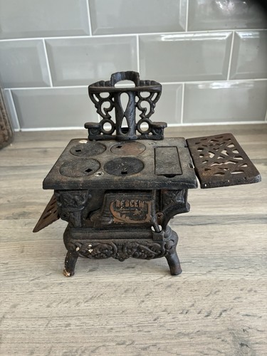 Antique crescent cast iron - cast,