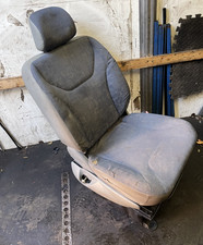 Trafic Vivaro Primastar 2001-2014 Drivers Seat and Base