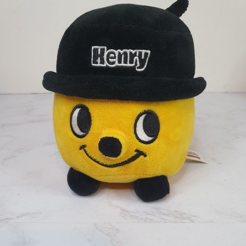 Huggable henry hoover soft - hoover, toy