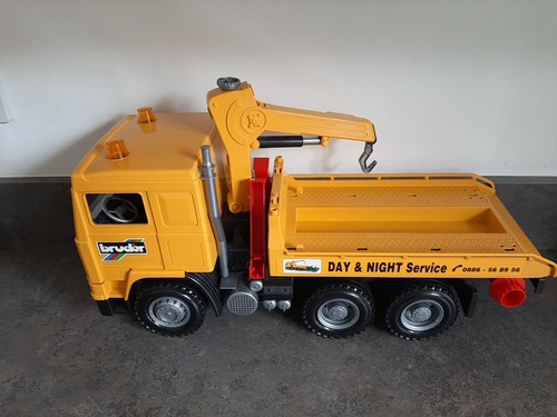 Bruder volvo recovery truck - recovery,