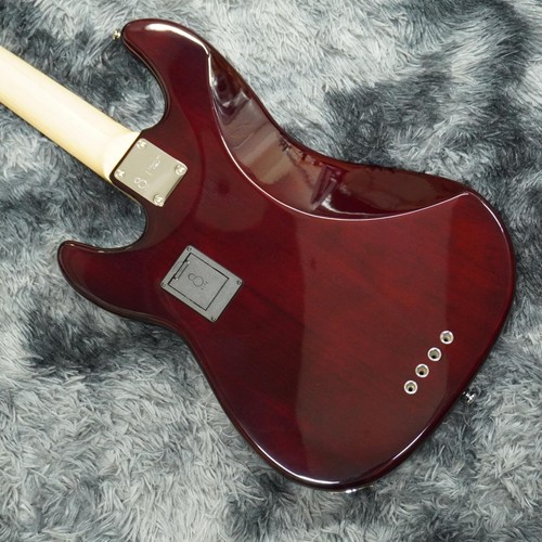 Sire marcus miller - marcus,