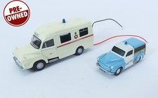 2x Vehicles Oxford Ambulance