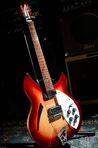Rickenbacker model 330 fireglo - 330,