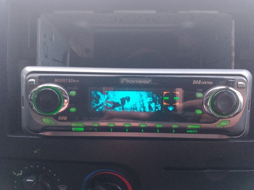 Pioneer deh6400r car radio - pioneer,