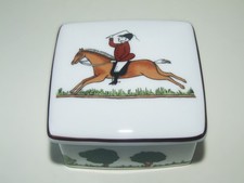 A Wedgwood Hunting Scenes