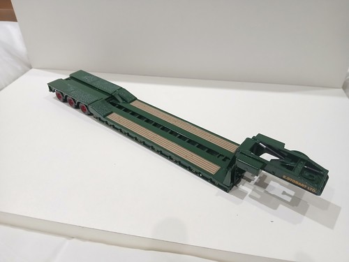 Corgi 50th scale green - 1/50th,