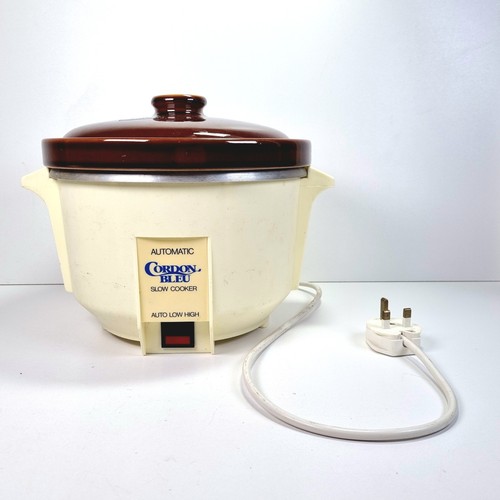 Retro slow cooker - retro, cordon