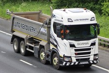 LAND RECOVERY SCANIA TIPPER