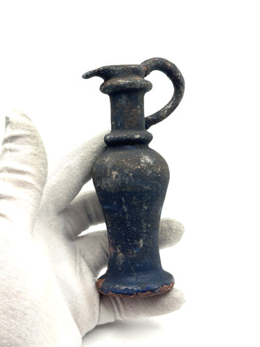 Large blue roman style - large,