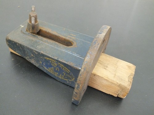 Vintage record no169 bench - record,