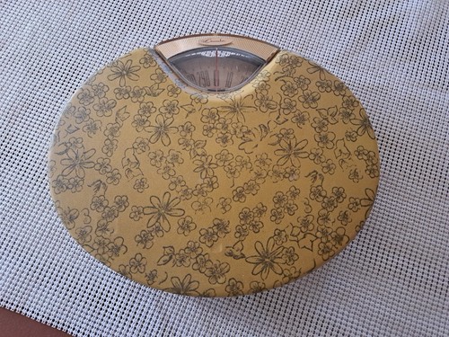Vintage counselor bathroom - counselor,