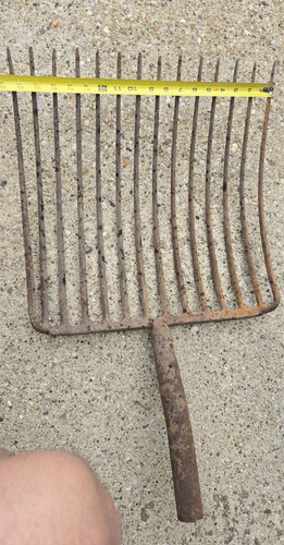 Huge vintage tine - tine, pitch