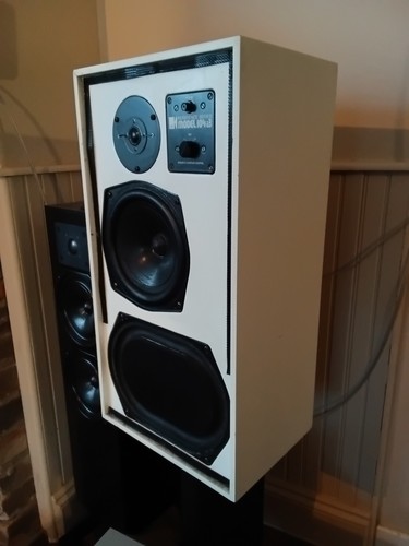 Kef reference series - kef, 104