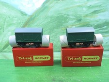 2 x Triang Hornby R.11a goods