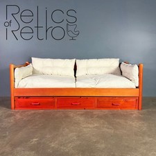 Red Habitat Vico Magistretti