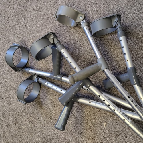 One adjustable forearm crutch - one,