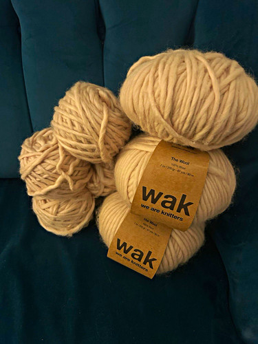 Are knitters 100 - 100%, sand