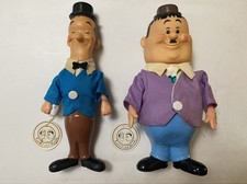 Vintage 1970's Laurel and