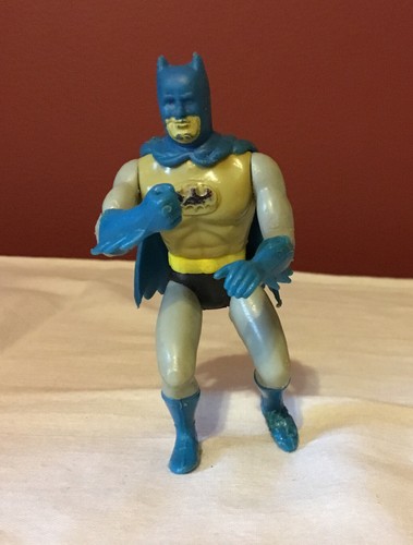 Vintage 1975 batman plastic - 1975,