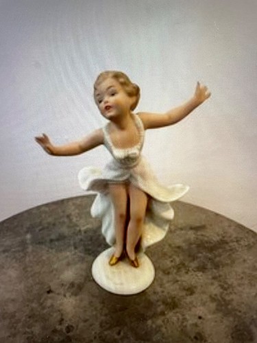 Wallendorf dancer figurine - dancer,