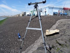 6FT TELESCOPIC TRIPOD with ACCESSORIES