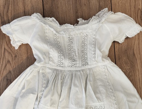 Lovely antique embroidered - 42",