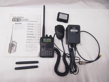 Yaesu VX-5 50/144/430MHz FM