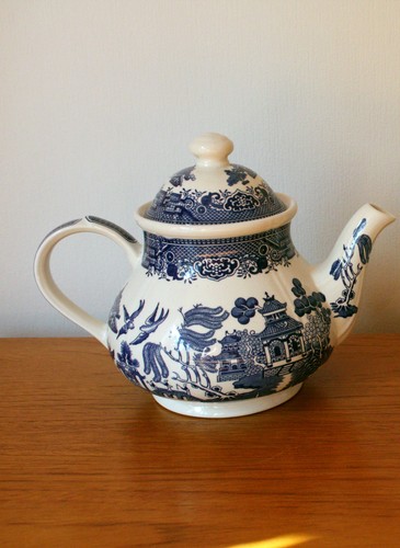 Churchill pottery blue - pottery,,