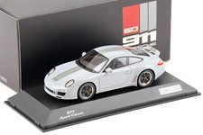 1:43 Spark Porsche 911 997