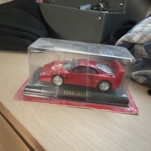 Ferrari f40 red diecast - ferrari,