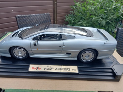 Stunning maisto 1992 jaguar - maisto,