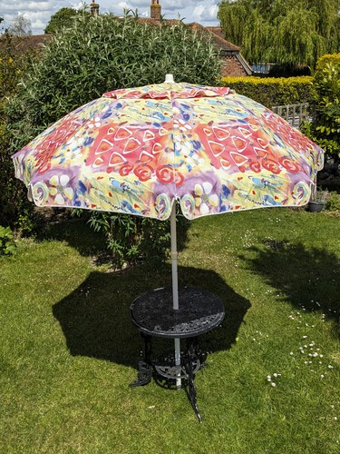 Vintage garden parasol - , retro