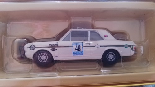 Vanguards ford lotus - 1:43,