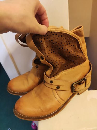 Womens vintage tan leather - vintage,