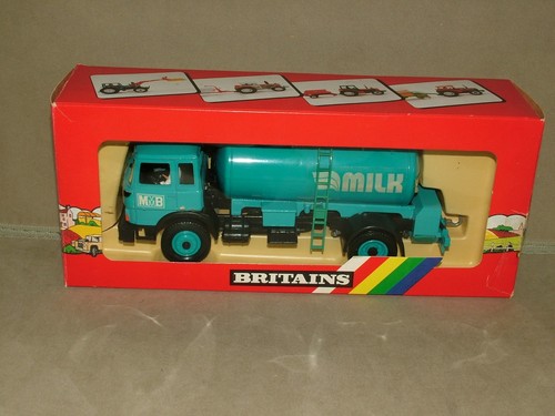Britains vintage farm vehicles - vintage,