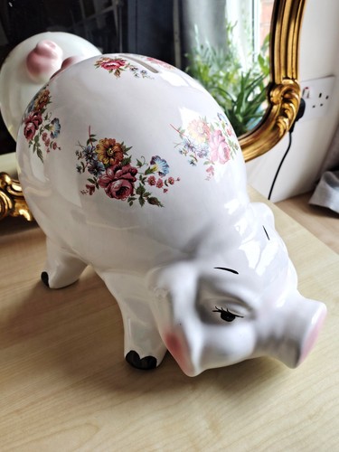 Ceramic snuffling pig piggy - ceramic,