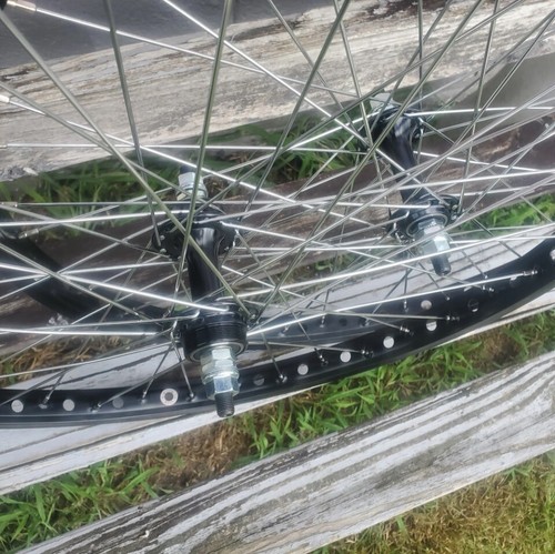 Black chrome spokes - black,