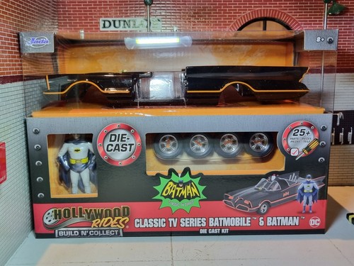 Batmobile with batman kit - batman,