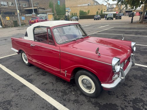 Triumph herald 1200 - triumph,