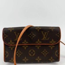 Louis Vuitton Monogram Clutch