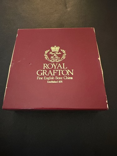 Vintage royal grafton bone - royal,