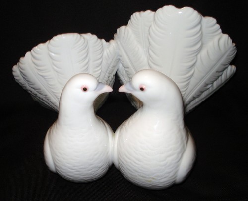 Lladro 1169 couple - of, doves