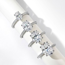 1-4CT Oval Cut Moissanite Half