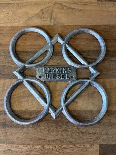 Perkins diesel cast - perkins, badge