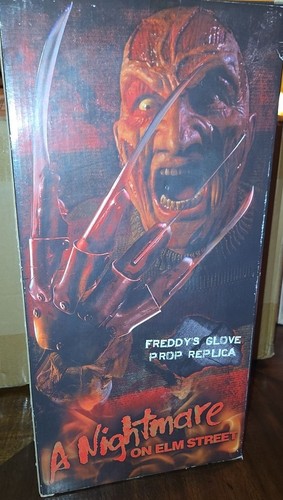 Neca nightmare elm street - on,