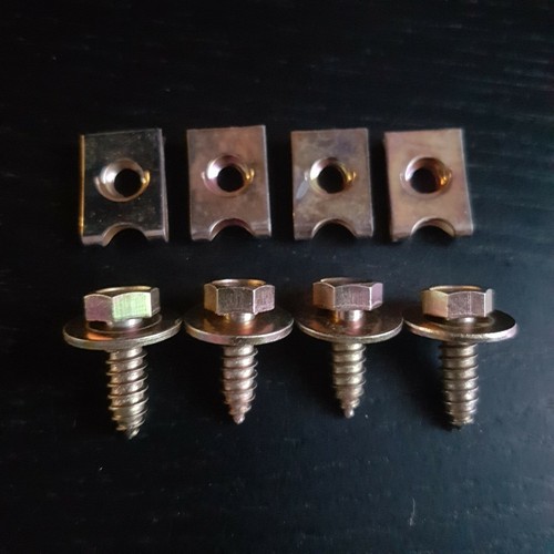 Radiator mounting screws - radiator, /