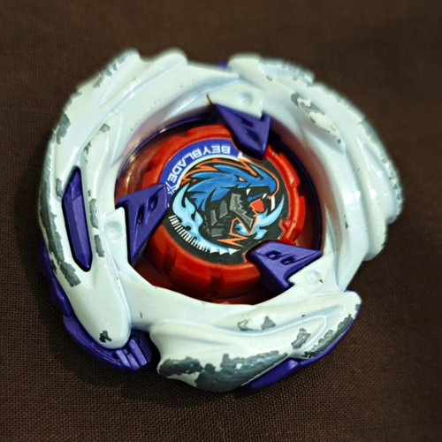 Hasbro tomy beyblade meteor - hasbro,