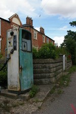 Photo Petrol Pump - Old petrol